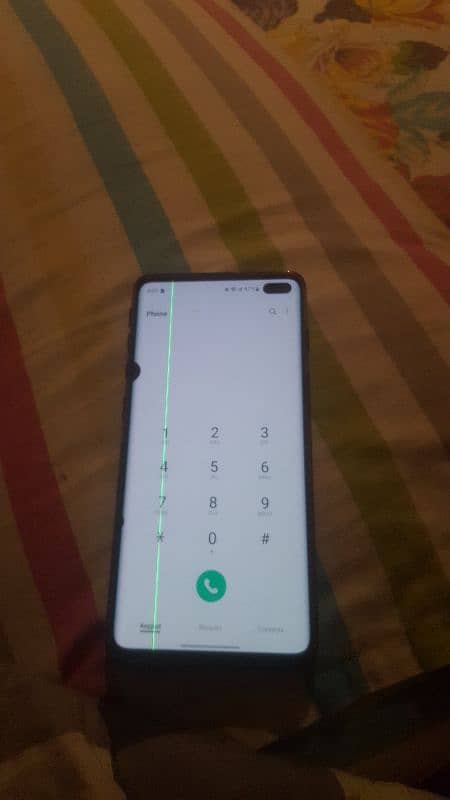 Galaxy S10 Plus Minor dot nd Greenline 4