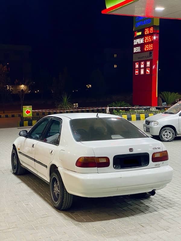 Honda Civic EXi 1995 3