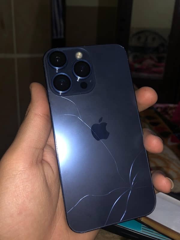 iphone xr converd 14pro 0