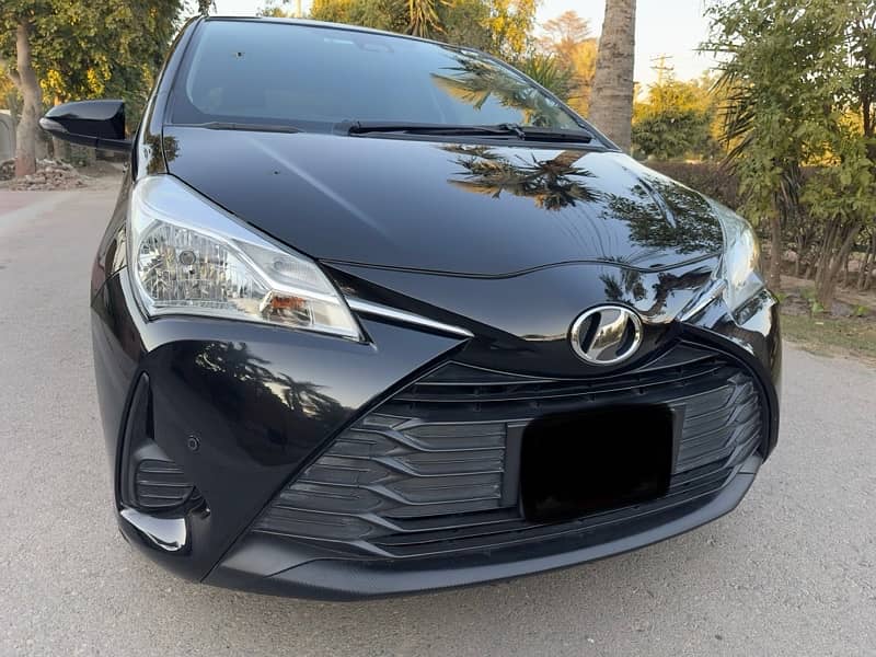 Toyota Vitz 2018 1