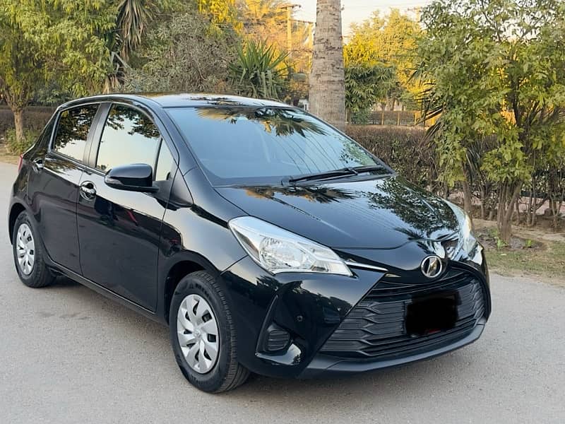 Toyota Vitz 2018 3