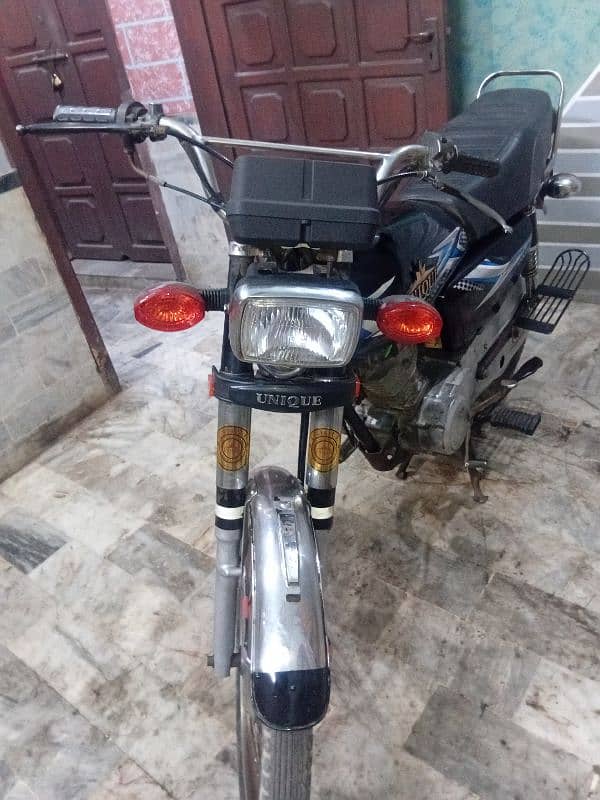 unique 2018 model 125 hdy num urgent sell zng num 03363001527 2