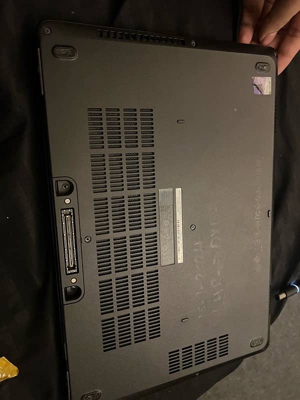 Dell latitude 5470 i5 6th Gen HQ processor 4