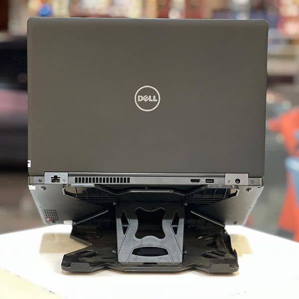 Dell Latitude E5580 Core i5 7th Generation 8GB Ram DDR4 / 256GB SSD 3