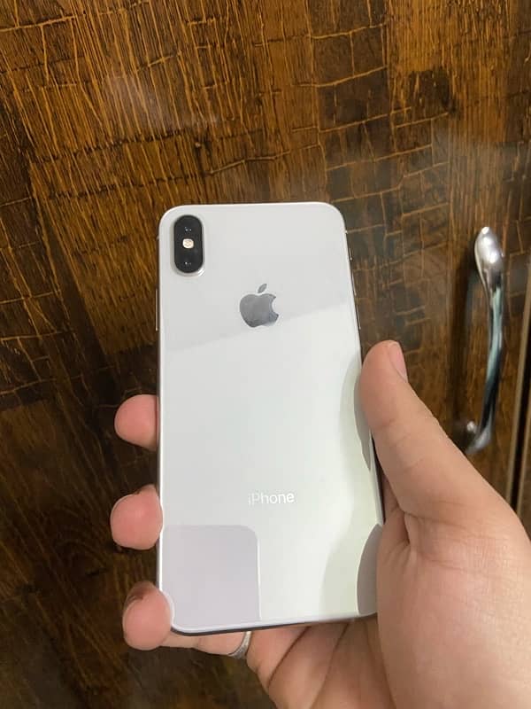 iphone xs dual pta approved 64gb 1