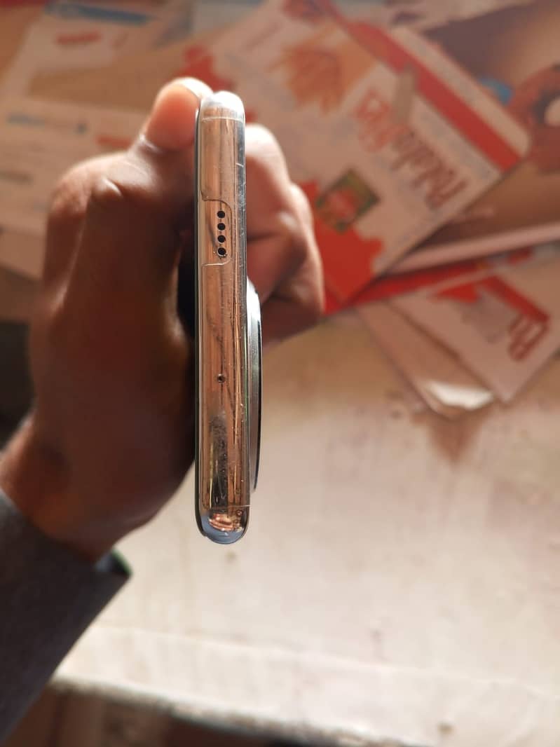 Tecno spark 20 pro plus 2