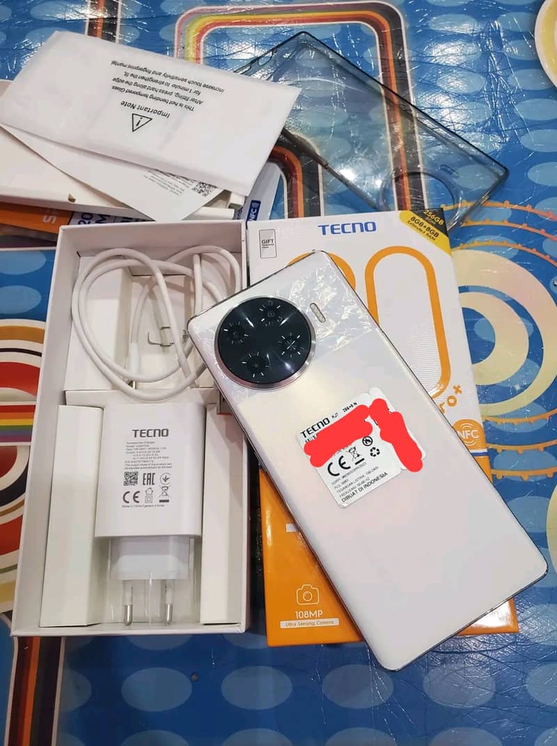 Tecno spark 20 pro plus 8