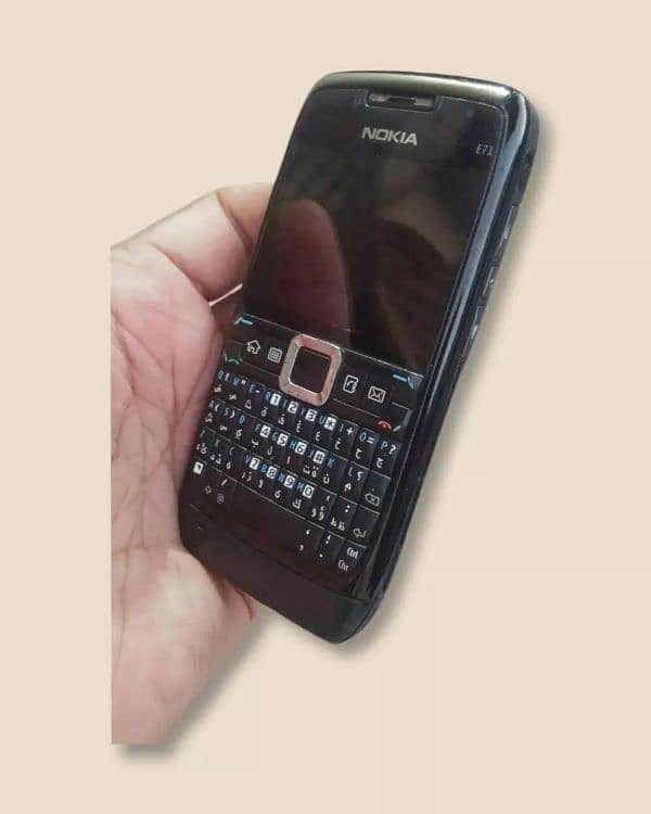 Nokia Symbian E71 2