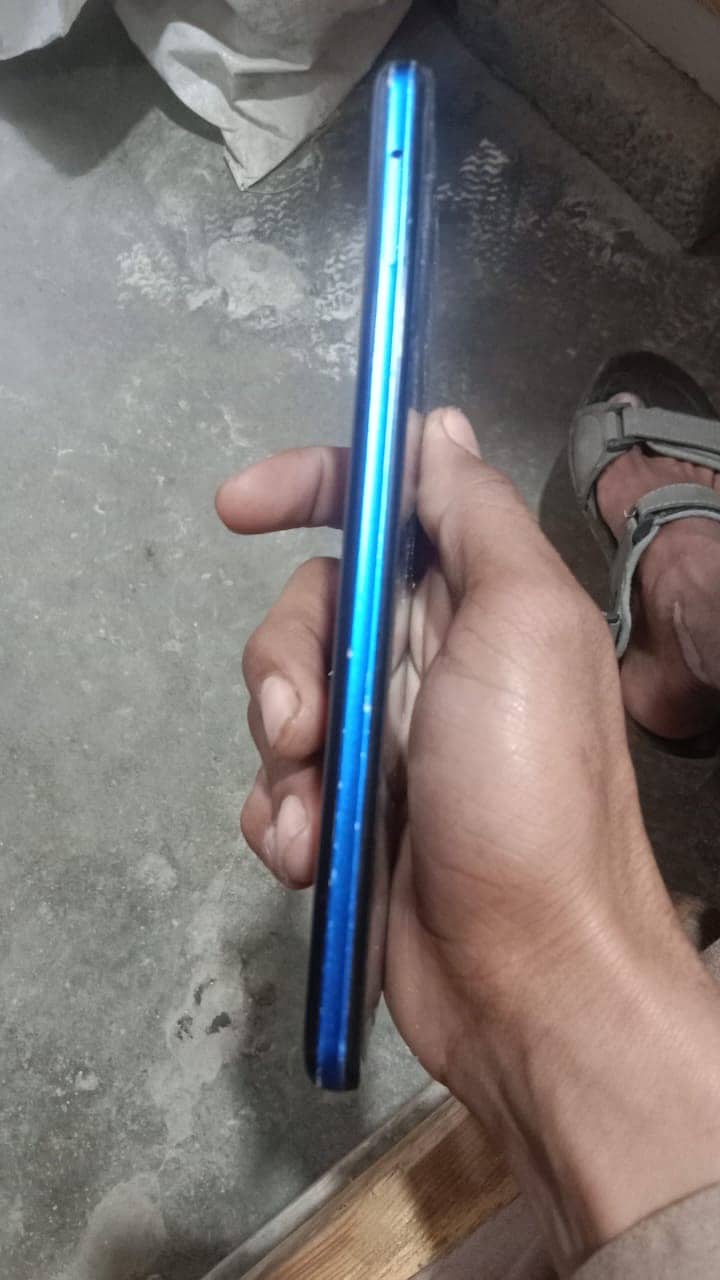 AQUOS R5 12gb RAM 255gb ROM 3