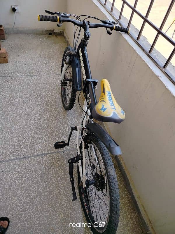 Cycle Available In Good Condition Available 9