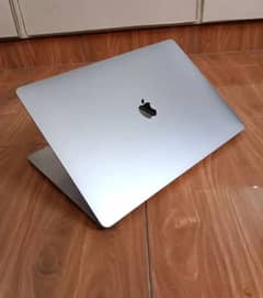 Macbook Pro 2019 Core i9 16 Inch 16GB 1TB