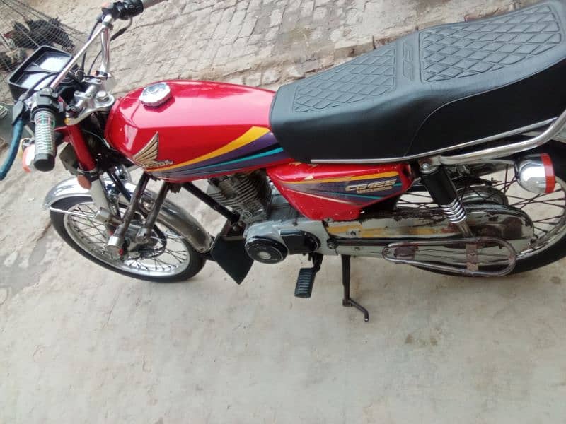 125 cc 8