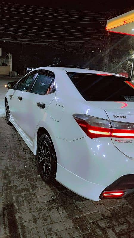 Toyota Corolla Altis 2017.   (03248415815) 16