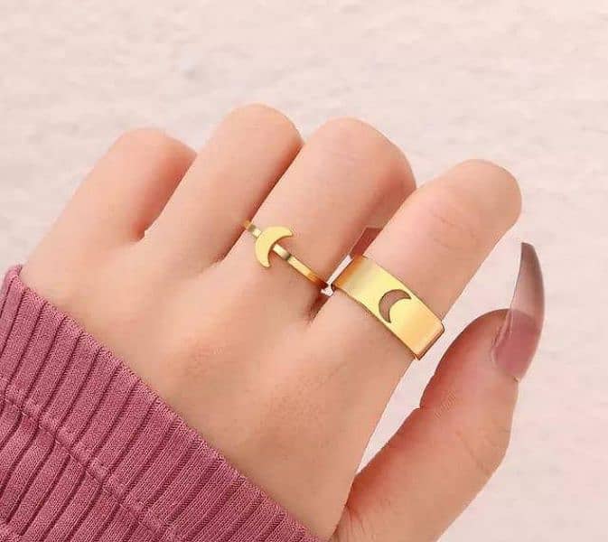 2 Pcs Trending Couple Moon Rings 0