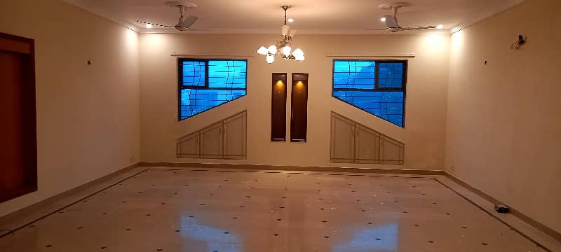 2 Kanal Lower Lock 4 Bed Upper Portion For Rent In Phase 5 31