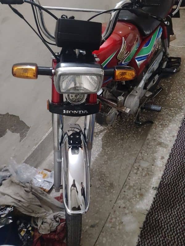 Honda 70 CD 2