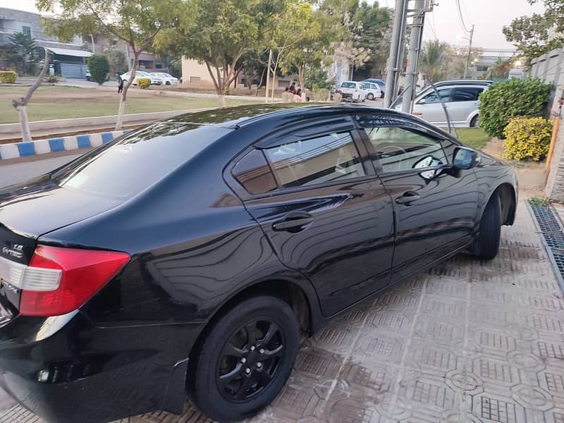 Honda Civic Rebirth - 2015 UG Top Variant Sun Roof 1