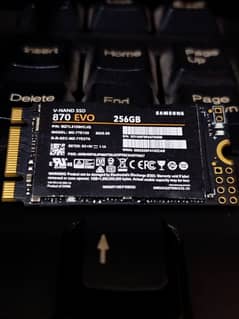 M. 2 SSD 256GB