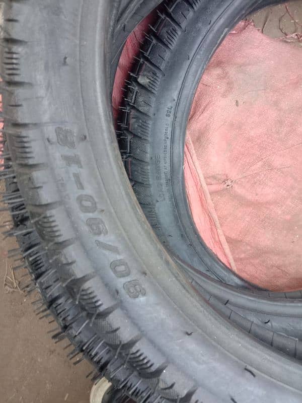 tyres 90/90/18 1