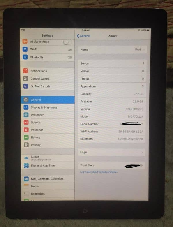 Ipad 32 gb( Apple Brand) 1