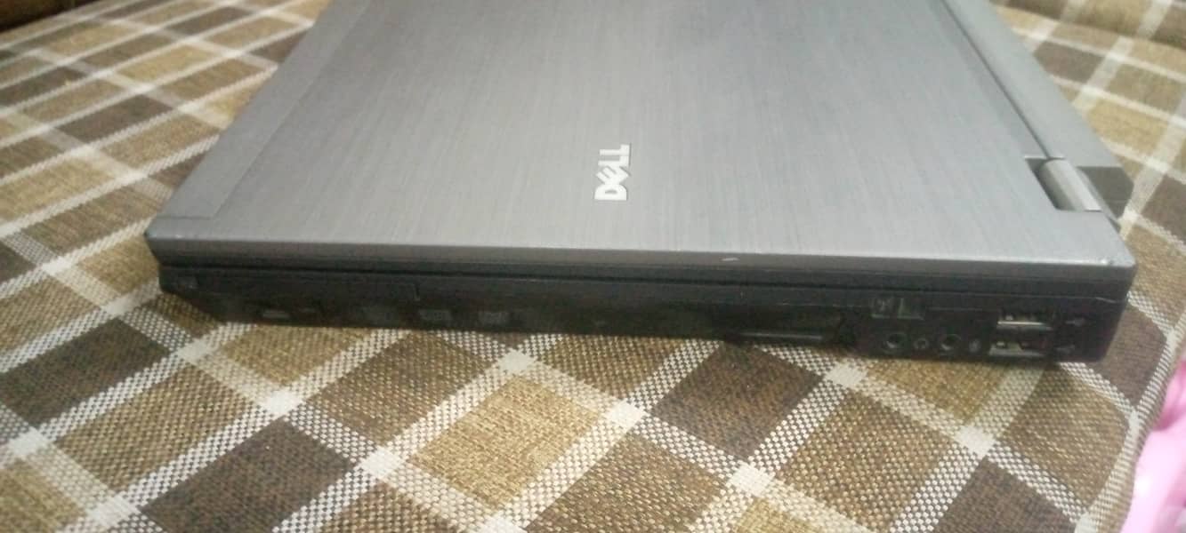 Dell Core i5 laptop, 6410 6gb, 160gb very less used last month bought 1