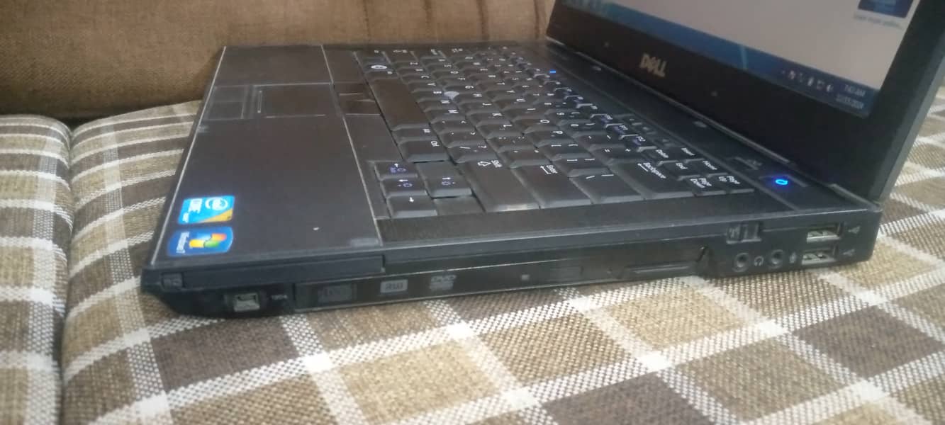 Dell Core i5 laptop, 6410 6gb, 160gb very less used last month bought 5