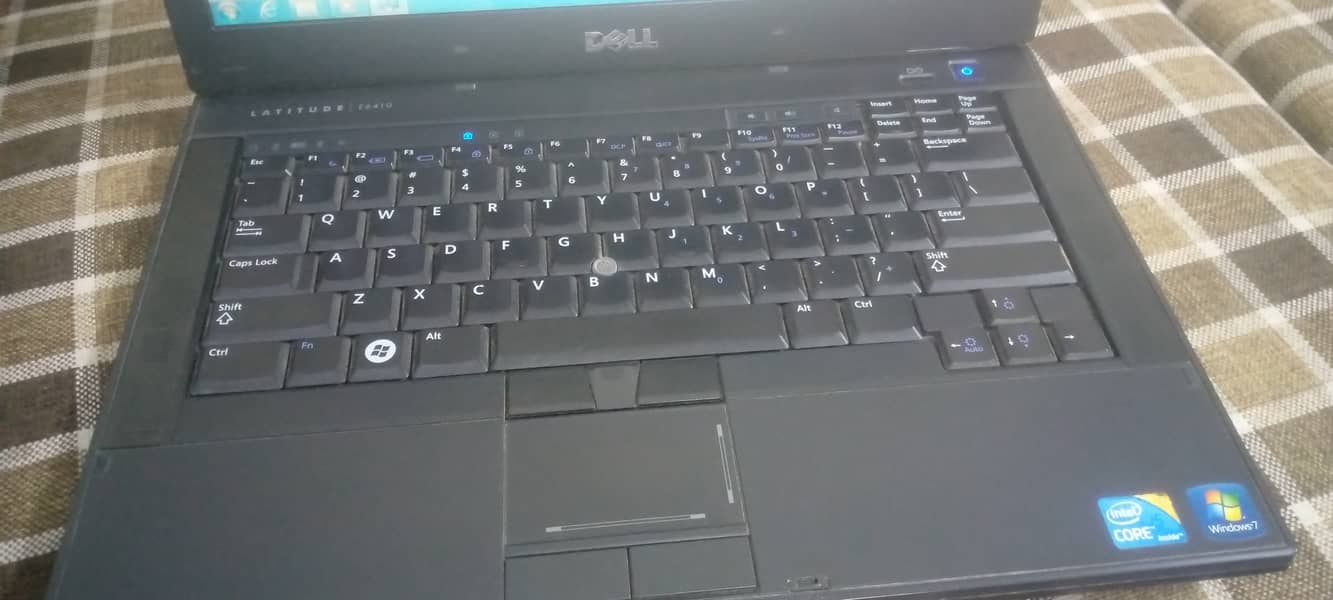 Dell Core i5 laptop, 6410 6gb, 160gb very less used last month bought 9