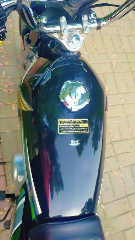 CG 125 BLACK 2023 MODEL LUSH CONDITION,,Read Add 4