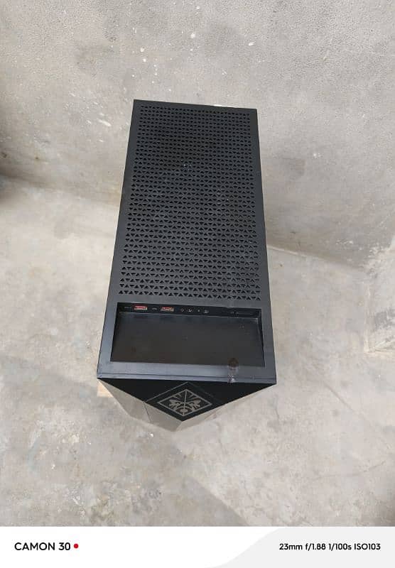 HP OMEN obelisk 25 L 5