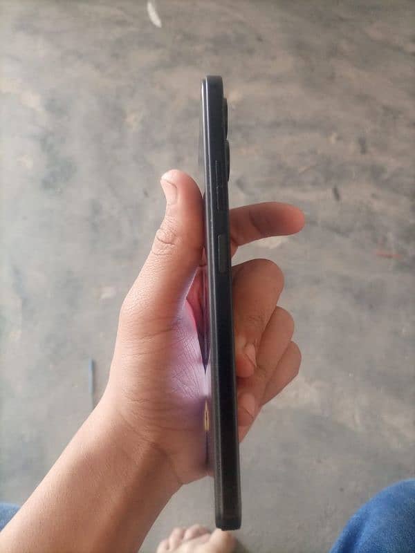 Tecno camon 19 like a new condition  with box charger 6gb 128gb 2