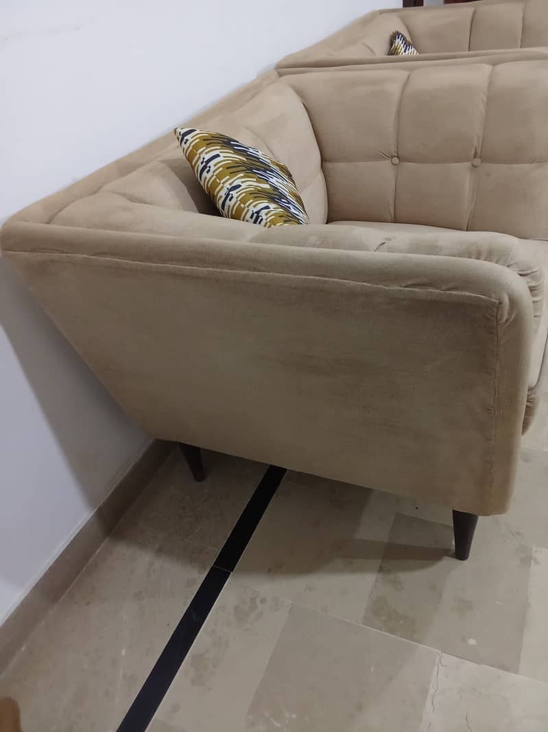 5 seater sofa 3