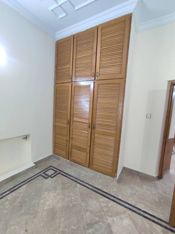 40*80 Upper Portion Available For Rent In G-11 8