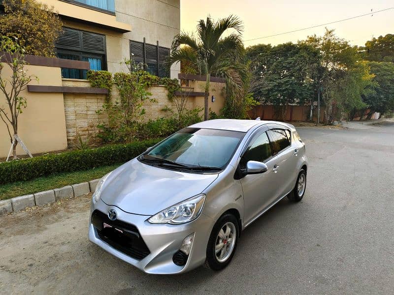 TOYOTA AQUA (S) KEY START MODEL 2015 REG. 2018 (B2B) ORIGINAL SILVER. 2