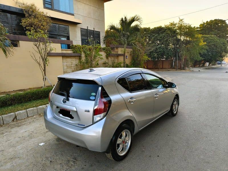 TOYOTA AQUA (S) KEY START MODEL 2015 REG. 2018 (B2B) ORIGINAL SILVER. 3