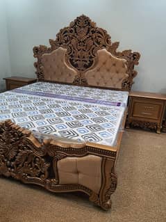 carving bed set new not used king size cinyoti style without mattris