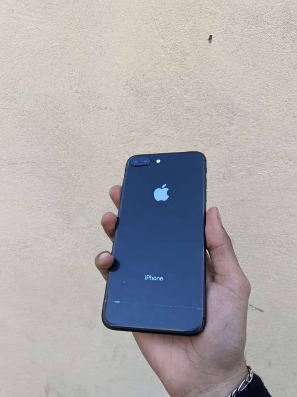 iPhone 8Plus Black 64Gb ( PTA APPROVED ) 5