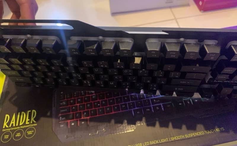 Raider Rgb keyboard & mouse 4