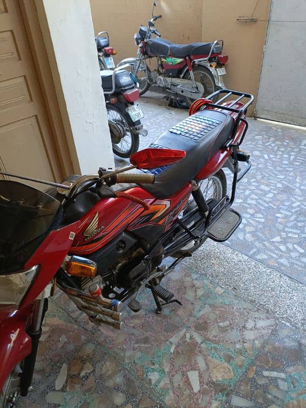 Honda Pridor CD-100 New Brand 10/10 Condition 9