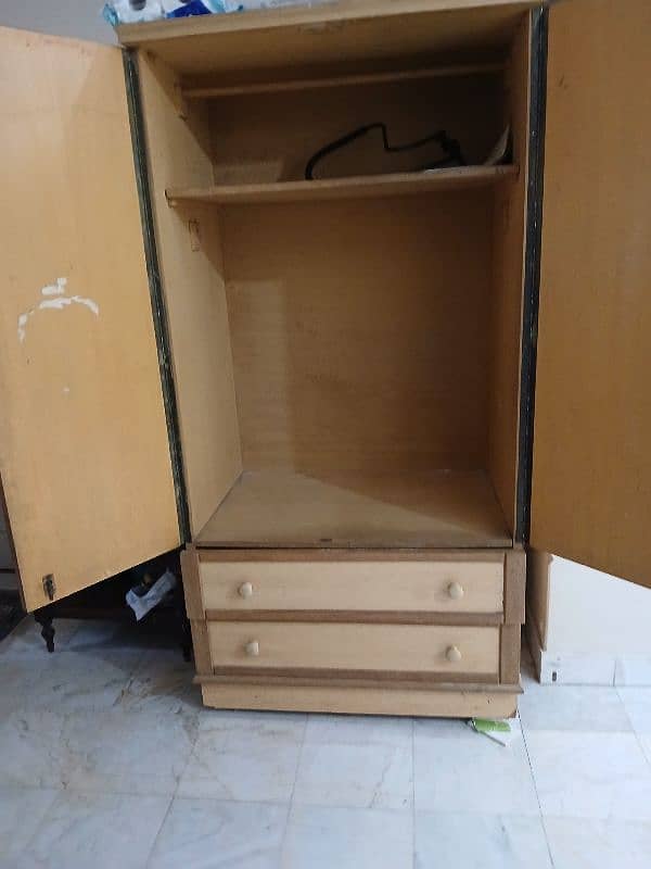 2door cupboard 1