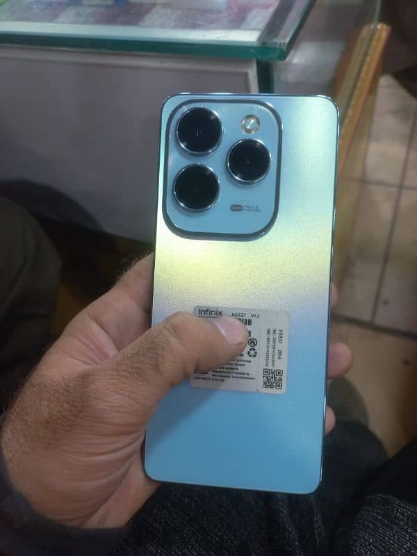 infinix hot 40 pro 1