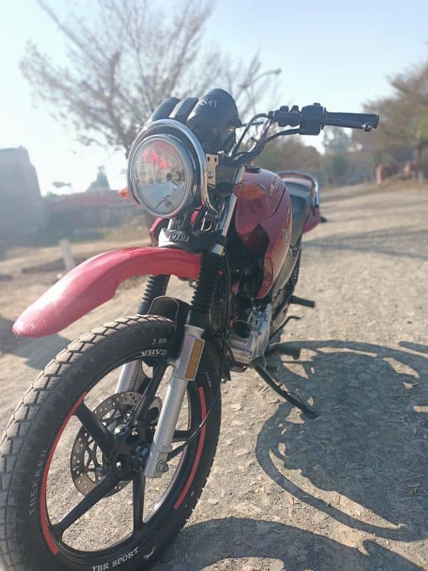 Yamaha ybr125G 6