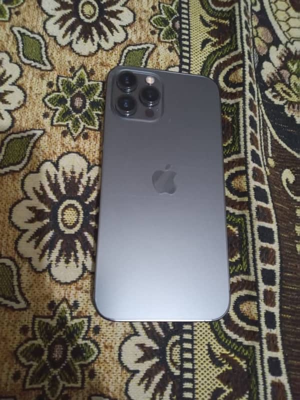 condition iPhone 12 Pro Max 10by20 condition 3