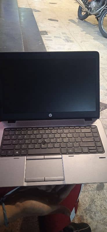 Hp EliteBook 4th generation 840 0