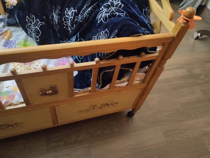 Baby cot for sale along with mattress 3