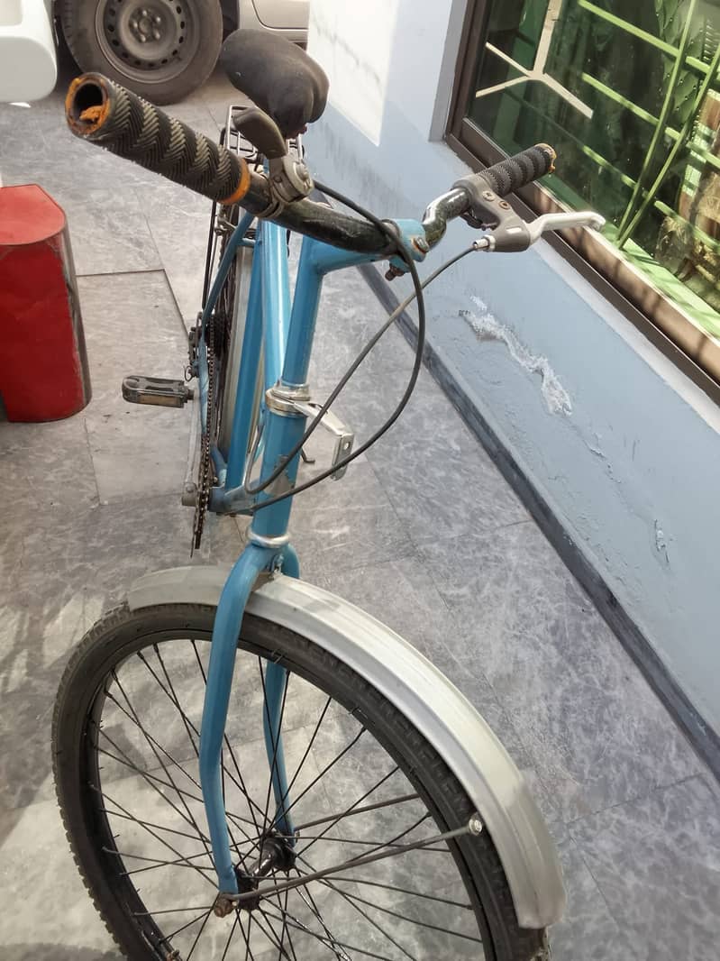 Bicycle in running condition 2