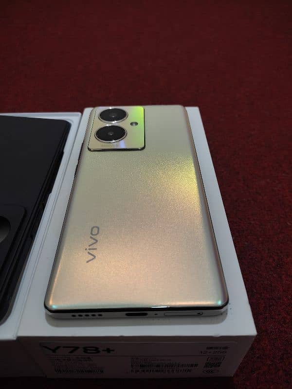 Vivo Y78 Plus 10