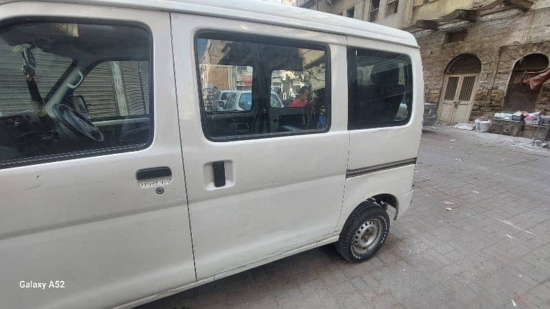 Daihatsu Hijet 2013 9