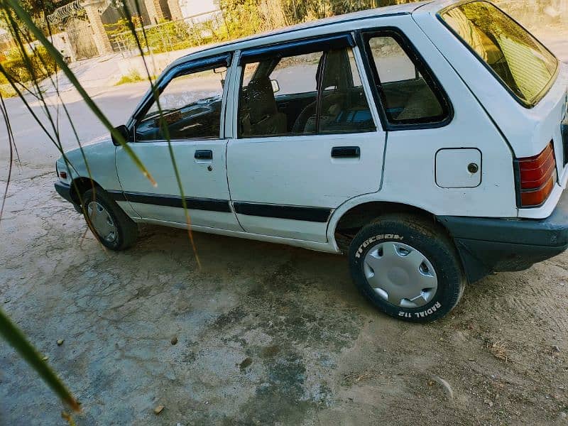 Suzuki Khyber 1994 3