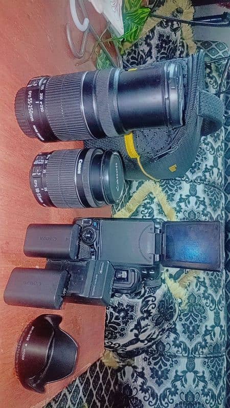 DSLR camera Canon D70 with 2 lines 18/55mm and 250mm 4