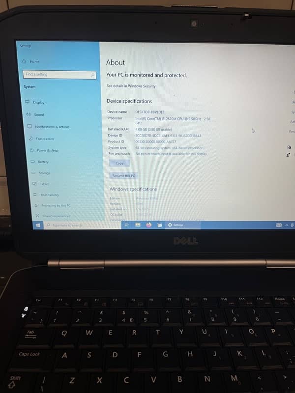 Laptop Dell 4